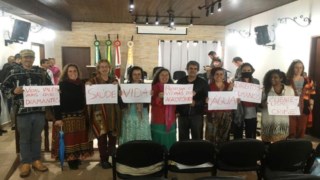 Movimento "Todos Pela Água" alerta sobre o uso proibido e agrotóxicos na Zona Rural Movimento "Todos Pela Água" alerta sobre o uso proibido e agrotóxicos na Zona Rural